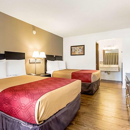 Econo Lodge Airport I-35 North Farmers Branch Buitenkant foto