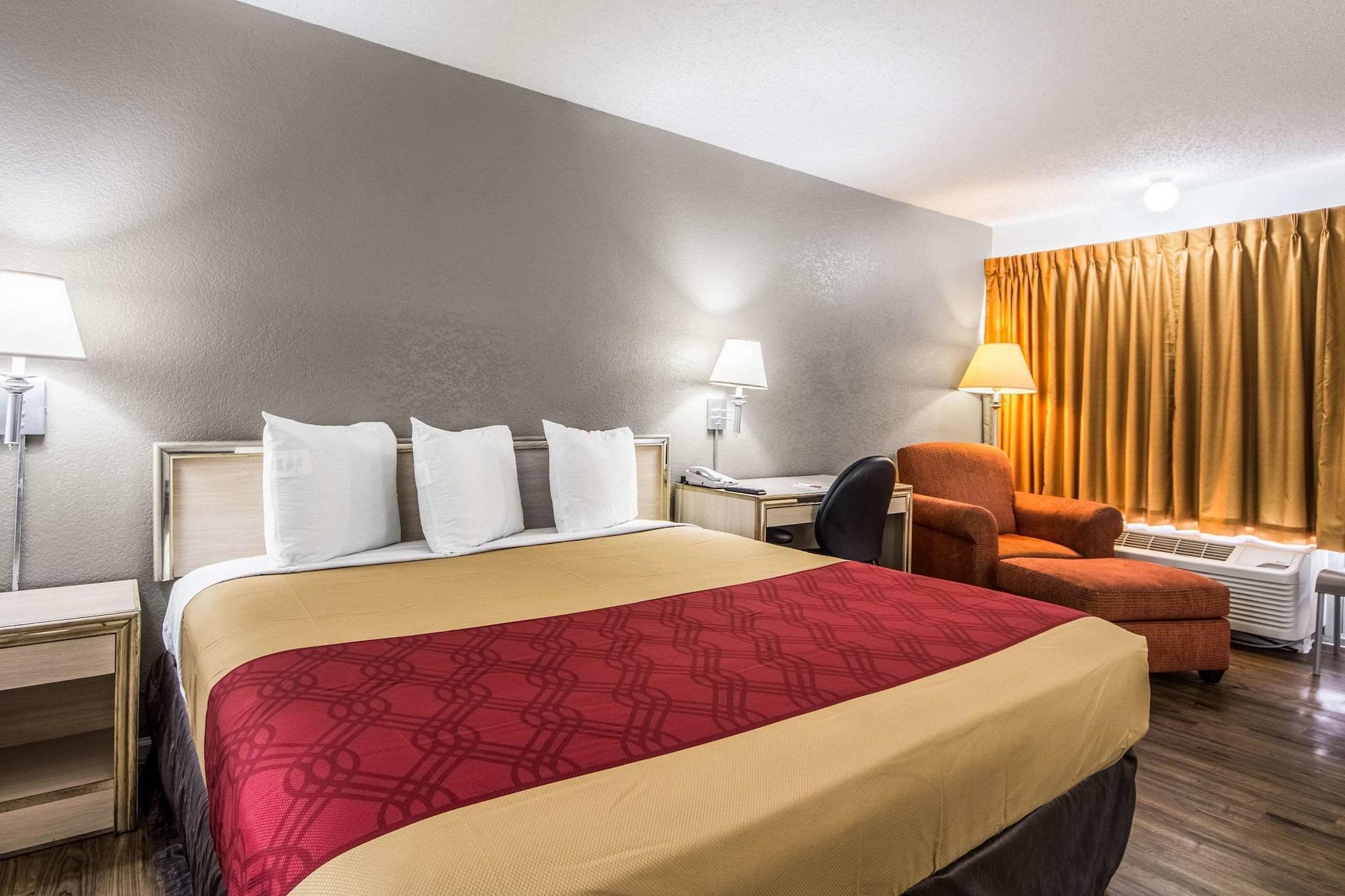 Econo Lodge Airport I-35 North Farmers Branch Buitenkant foto