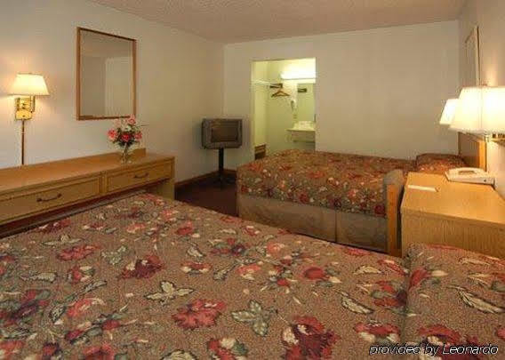 Econo Lodge Airport I-35 North Farmers Branch Buitenkant foto